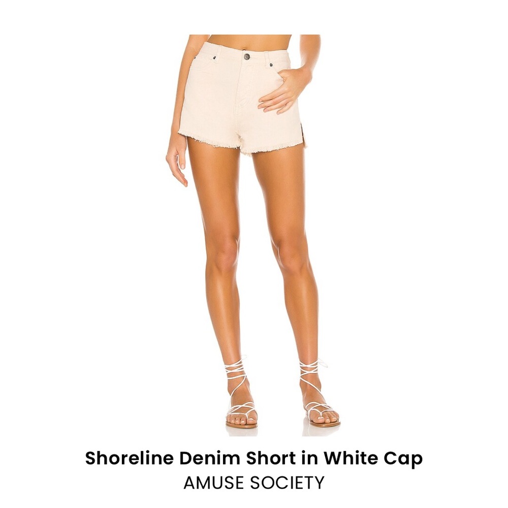 Amuse society ivory shorts